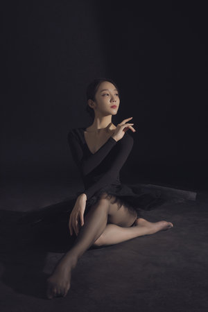 行长的动作越来越快的经过老虎山